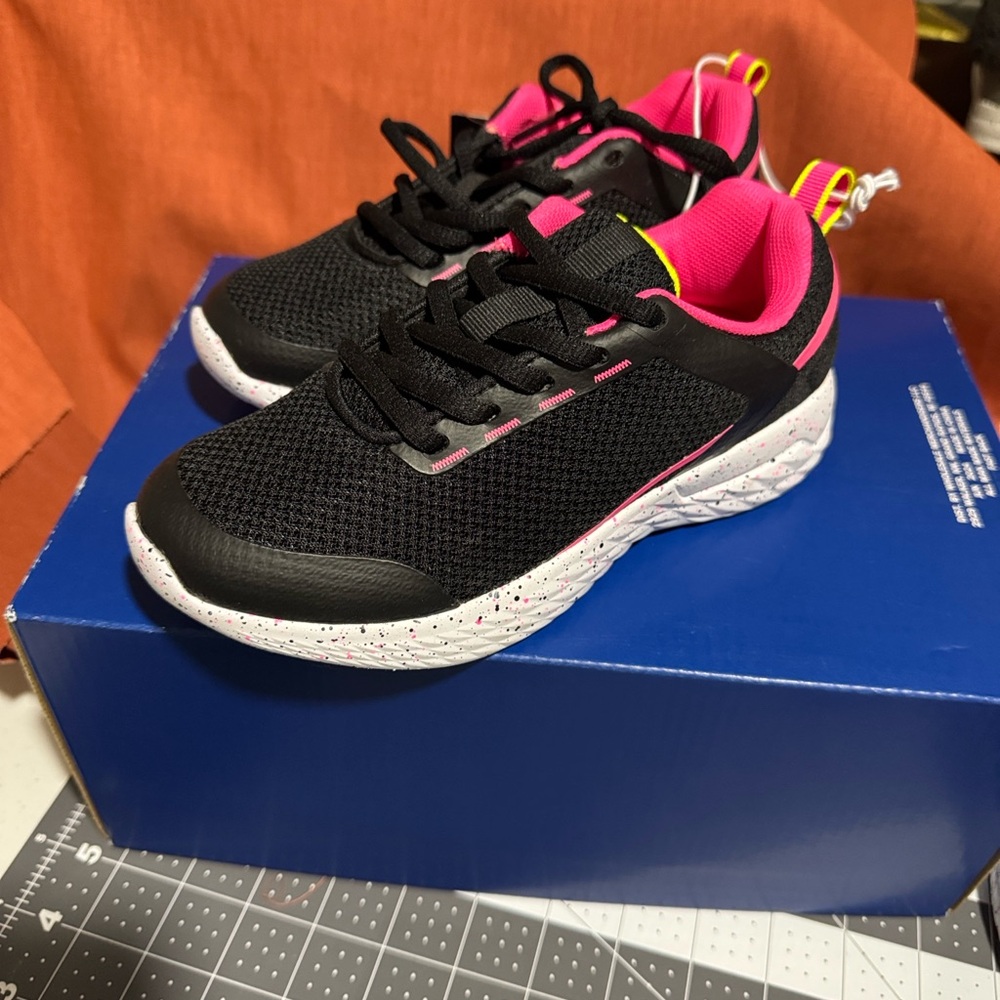 Stylish Kids' Sneakers in Black and Pink